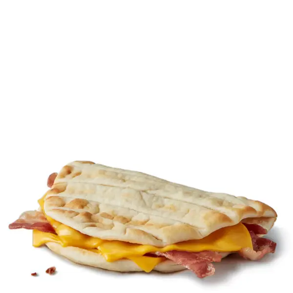 mcdonalds Cheesy Bacon Flatbread